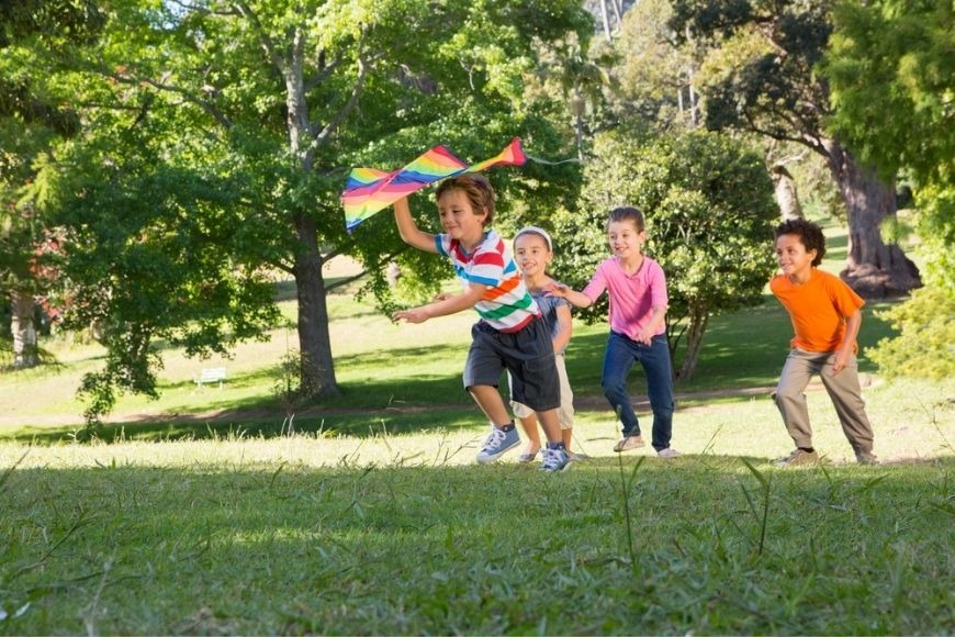 How to keep kids active during the summer How to keep kids active during the summer